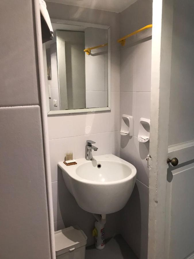 Avaya - Monolocale Soppalcato In Centro Storico Apartment Катания Екстериор снимка
